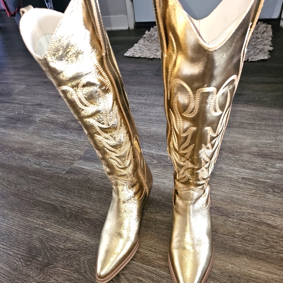 Leather Gold Cowgirl Boots size 8 - Picture 1 of 8
